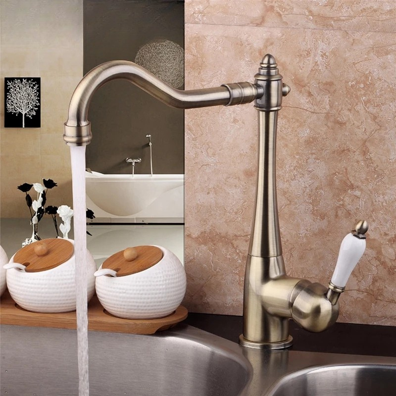 Antique Swivel Brass Finish Sink Tap Kitchen Sink Faucet Mixer Tap