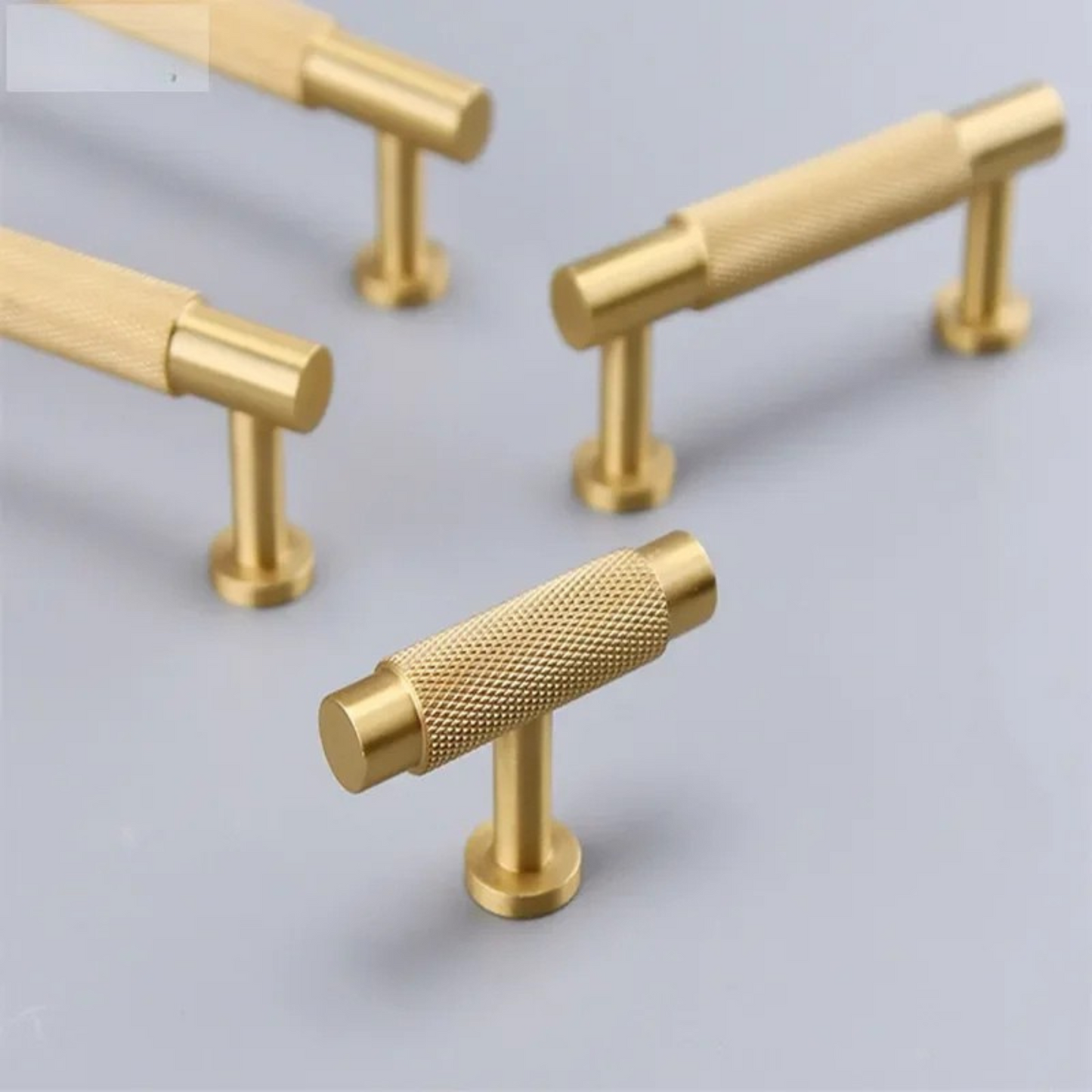 High End Cabinet Drawer Handle and Door Knob in 2 Modern Design