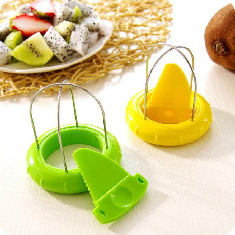 Kiwi Cutter Kitchen Gadget