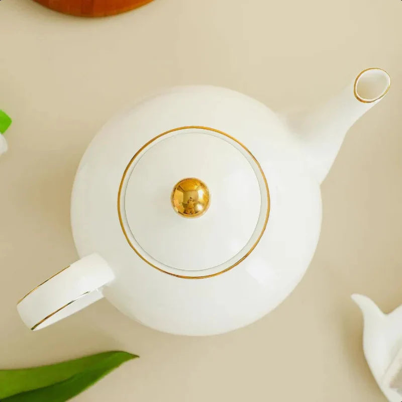 White Porcelain Teapot Classic design Teapot Kettles with Gold Trim